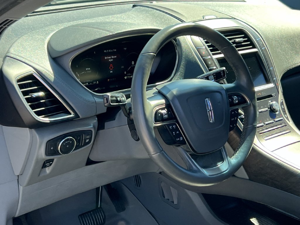 Used 2019 Lincoln Nautilus Reserve w/ Ultimate Package FWD image 5