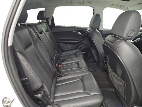 Used 2023 Audi Q7 3.0T Premium Plus AWD/4WD image 39