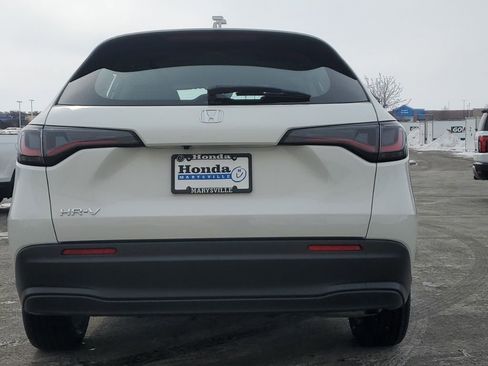 Certified 2025 Honda HR-V LX image 6