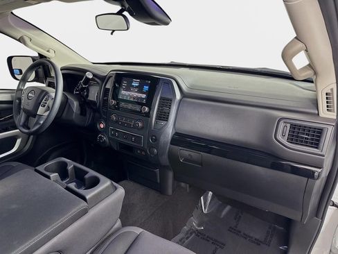 Certified 2024 Nissan Titan SV image 26