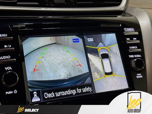Used 2015 Nissan Murano Platinum w/ Platinum Technology Package AWD/4WD image 14