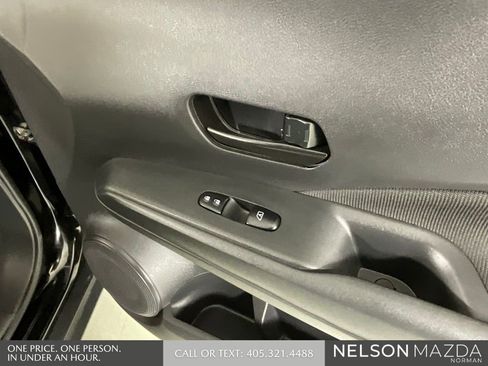 Used 2021 Nissan Kicks S image 21