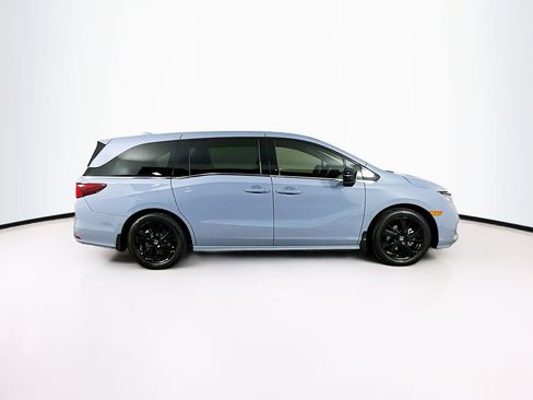 Used 2024 Honda Odyssey Sport image 10