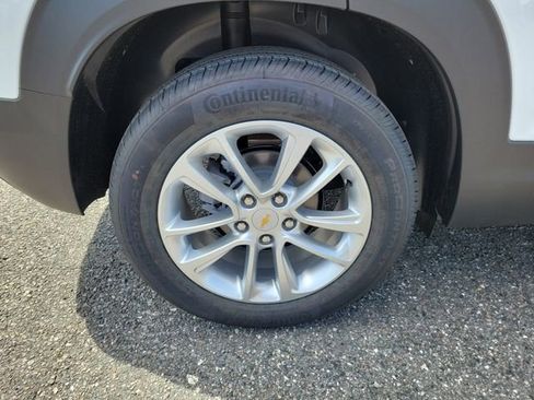 New 2026 Chevrolet TrailBlazer LS FWD image 5