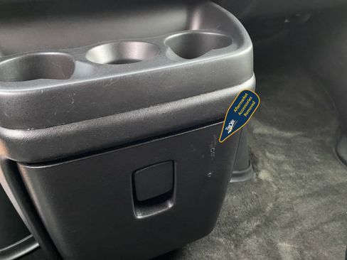 Used 2017 Chevrolet Express 3500 LT w/ LT Preferred Equipment Group image 34