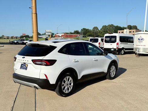 Certified 2025 Ford Escape Active FWD image 5
