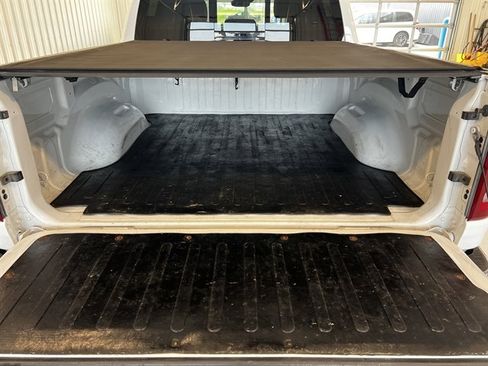 Used 2022 RAM 1500 Laramie w/ Off Road Group image 16