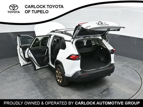 Used 2023 Toyota RAV4 AWD Hybrid image 51