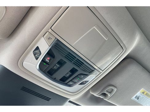 Certified 2025 Acura MDX SH-AWD w/ Technology Package image 25