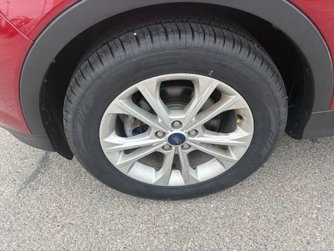 Used 2019 Ford Escape SE FWD image 11