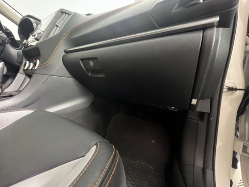 Used 2018 Subaru Crosstrek 2.0i Limited image 37