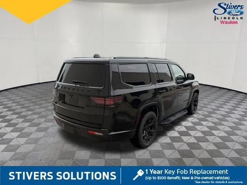 Used 2024 Jeep Wagoneer Series II AWD/4WD image 6