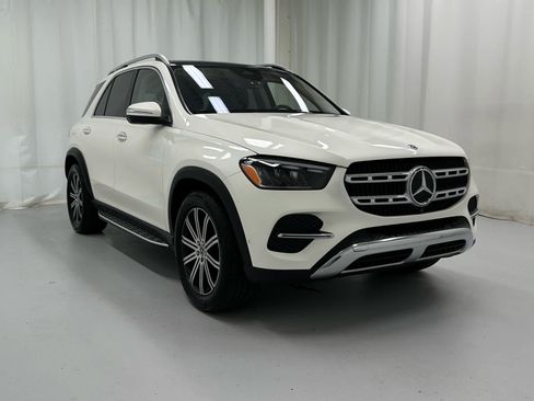Used 2024 Mercedes-Benz GLE 450e 4MATIC image 1