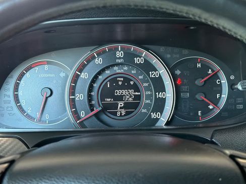 Used 2017 Honda Accord Sport image 25