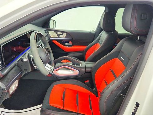 Used 2025 Mercedes-Benz GLE 53 AMG 4MATIC image 19