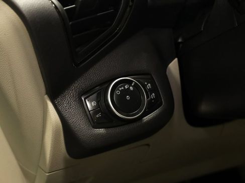Used 2017 Ford Escape Titanium w/ Equipment Group 301A AWD/4WD image 23