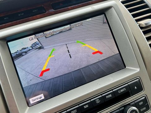 Used 2011 Ford Flex Limited image 22