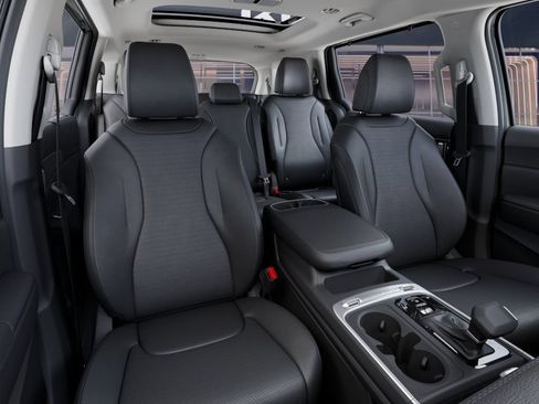 New 2027 Kia Carnival SX Prestige FWD image 15