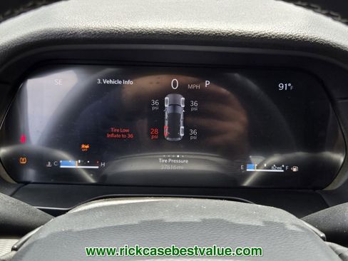 Used 2024 Jeep Grand Cherokee Laredo AWD/4WD image 26