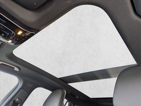 Certified 2025 Mercedes-Benz GLC 300 image 17