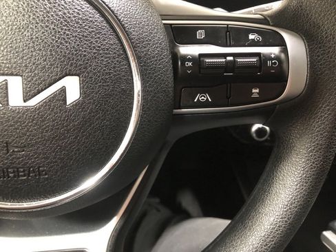New 2025 Kia K5 LXS image 23