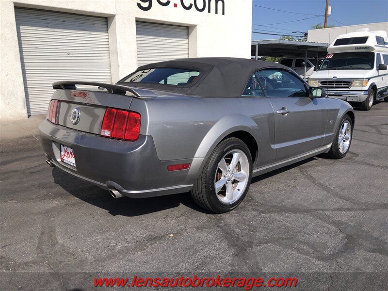 Used 2008 Ford Mustang GT RWD image 6