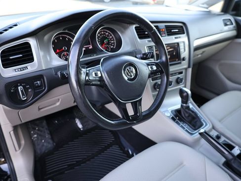 Used 2016 Volkswagen Golf SE FWD image 19