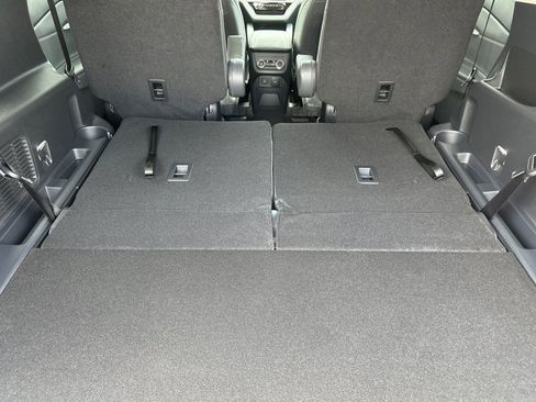 New 2026 Ford Explorer Active RWD image 16