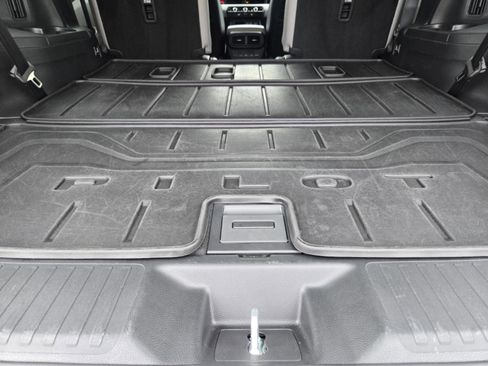 Certified 2024 Honda Pilot Touring image 28