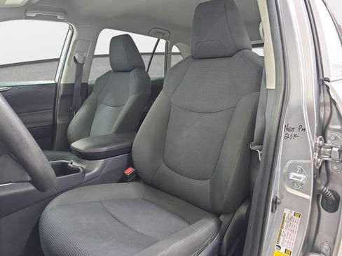 Certified 2025 Toyota RAV4 LE FWD image 12