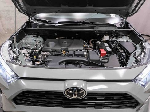 Used 2023 Toyota RAV4 XLE Premium image 28
