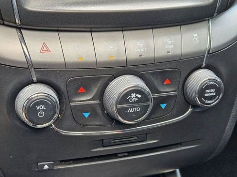 Used 2020 Dodge Journey Crossroad FWD image 28