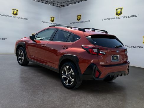 Used 2024 Subaru Crosstrek 2.0i Premium AWD/4WD image 3