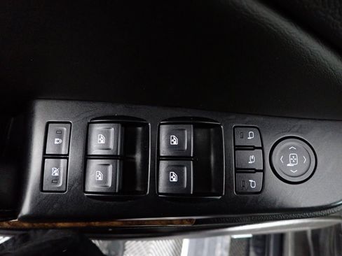 Used 2017 Chevrolet Tahoe Premier image 22