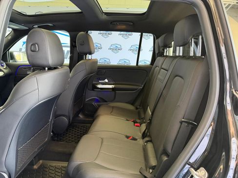 Used 2024 Mercedes-Benz GLB 250 4MATIC w/ Driver Assistance Package image 21