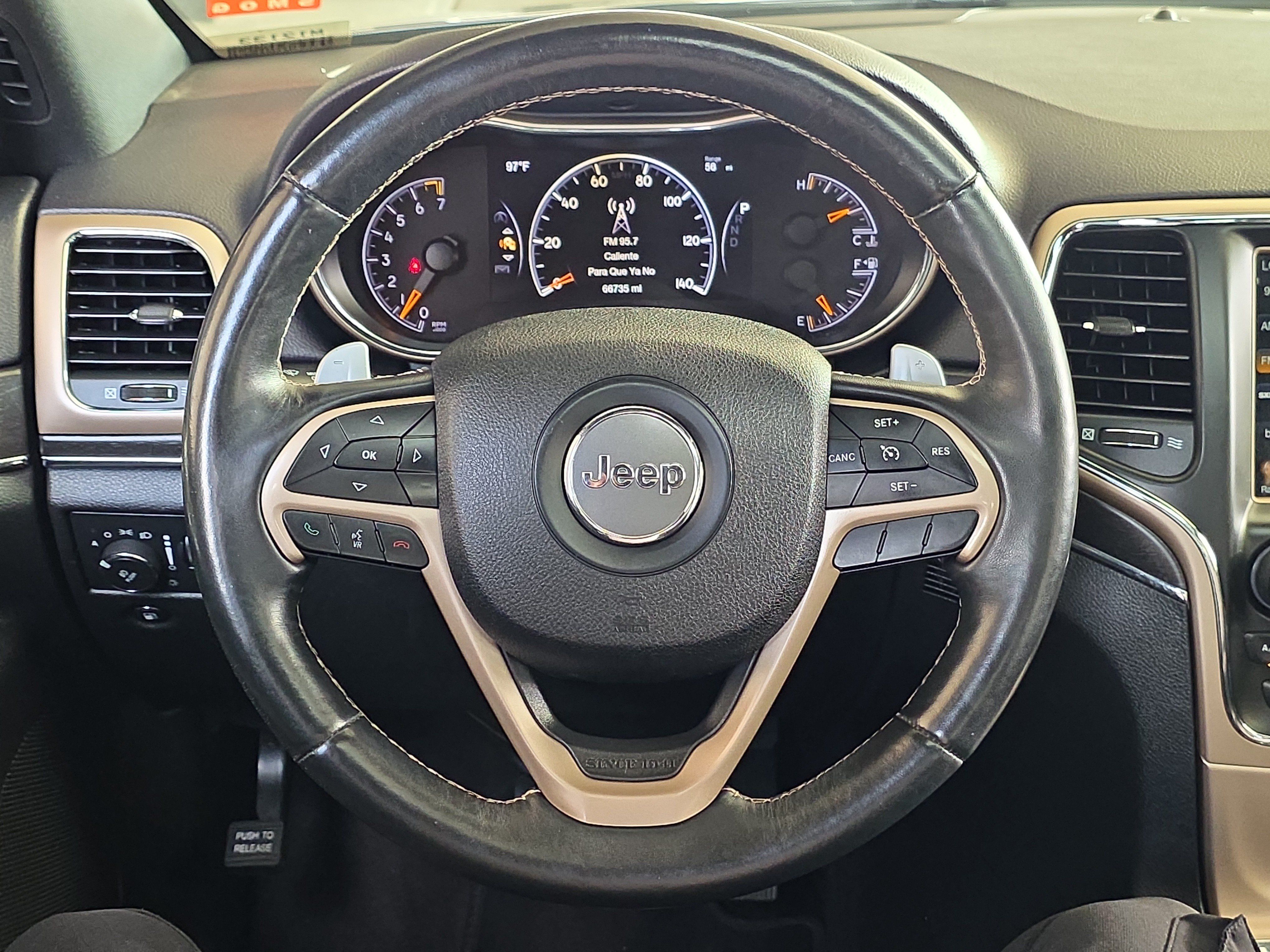Used 2017 Jeep Grand Cherokee Limited AWD/4WD image 13