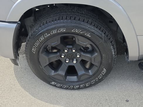 Used 2025 RAM 1500 Big Horn RWD image 25