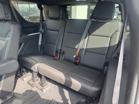 Used 2021 Chevrolet Tahoe Z71 w/ Z71 Signature Package image 18