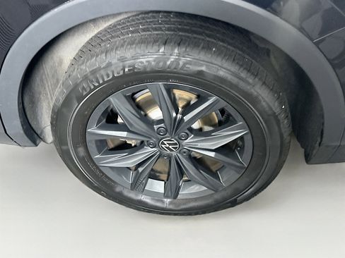 Used 2024 Volkswagen Tiguan Wolfsburg Edition image 11
