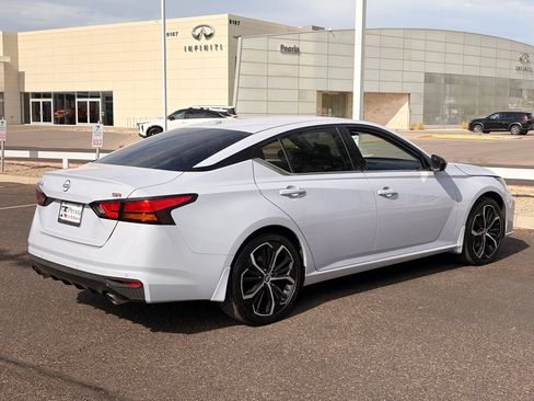 Certified 2025 Nissan Altima 2.5 SR FWD image 8