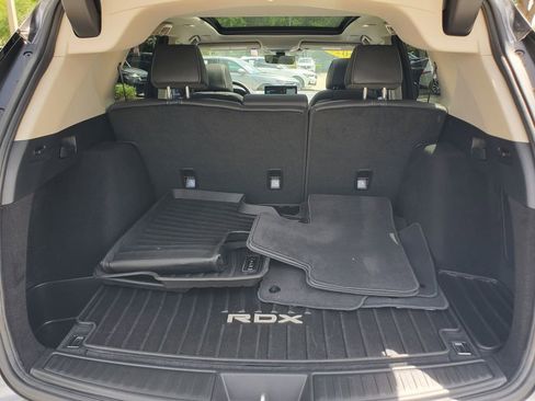 Certified 2023 Acura RDX FWD w/ Technology Package image 8