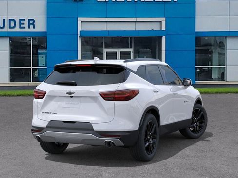 New 2026 Chevrolet Blazer LT image 4