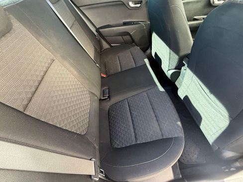 Used 2022 Kia Rio LX image 32