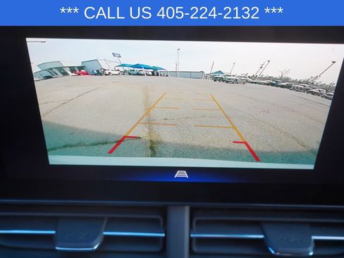 Used 2025 Chevrolet Trax LT w/ LT Convenience Package image 39