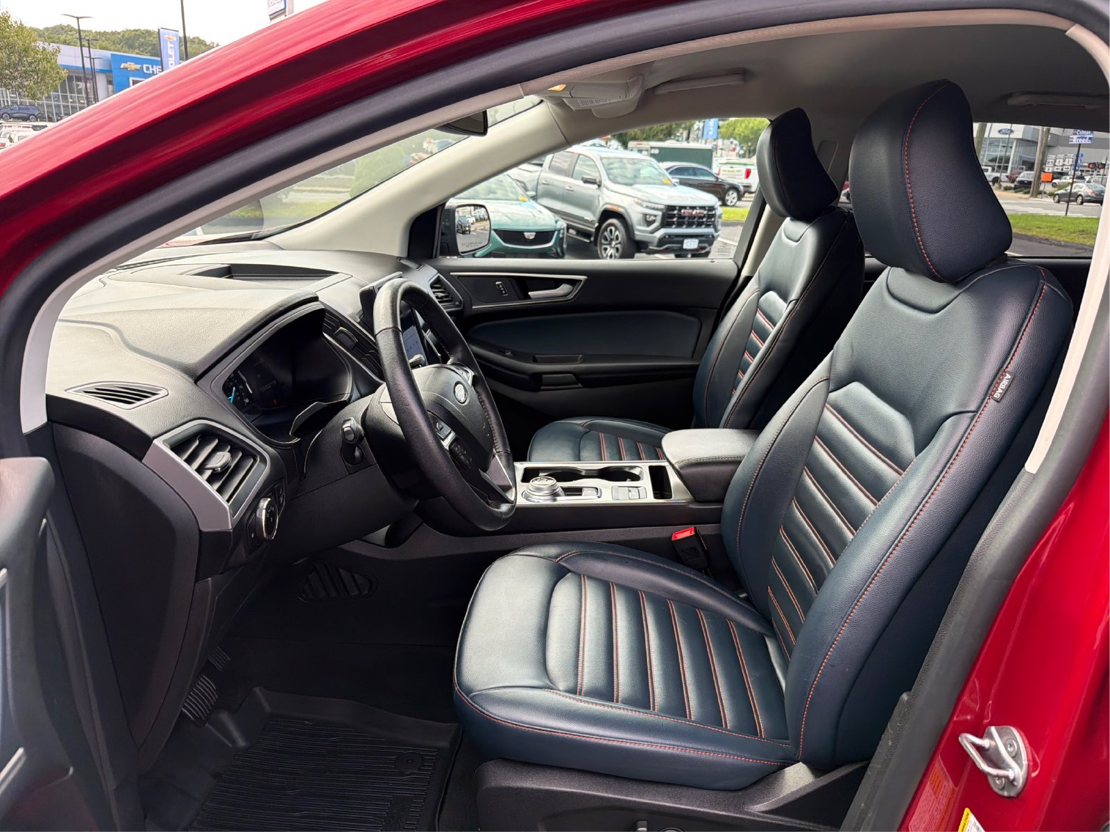 Used 2023 Ford Edge SEL w/ Sport Appearance Package AWD/4WD image 9
