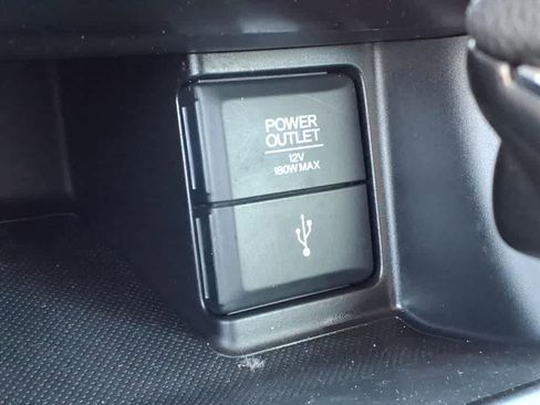 Used 2013 Honda Accord LX image 24