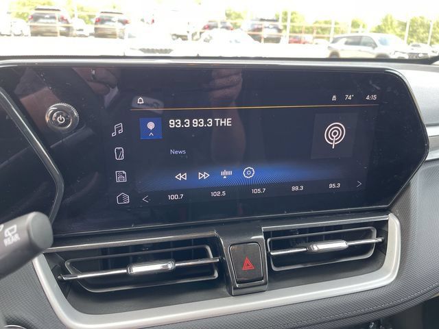 Used 2025 Chevrolet TrailBlazer LT FWD image 19