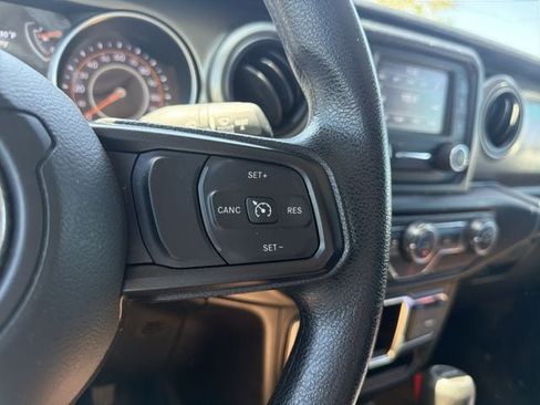 Used 2021 Jeep Gladiator Sport AWD/4WD image 22