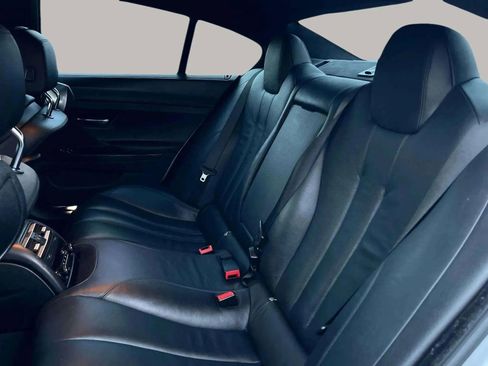 Used 2016 BMW 640i Gran Coupe w/ M Sport Edition image 15