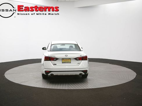 Used 2024 Nissan Altima 2.5 SV w/ SV Premium Package AWD/4WD image 35